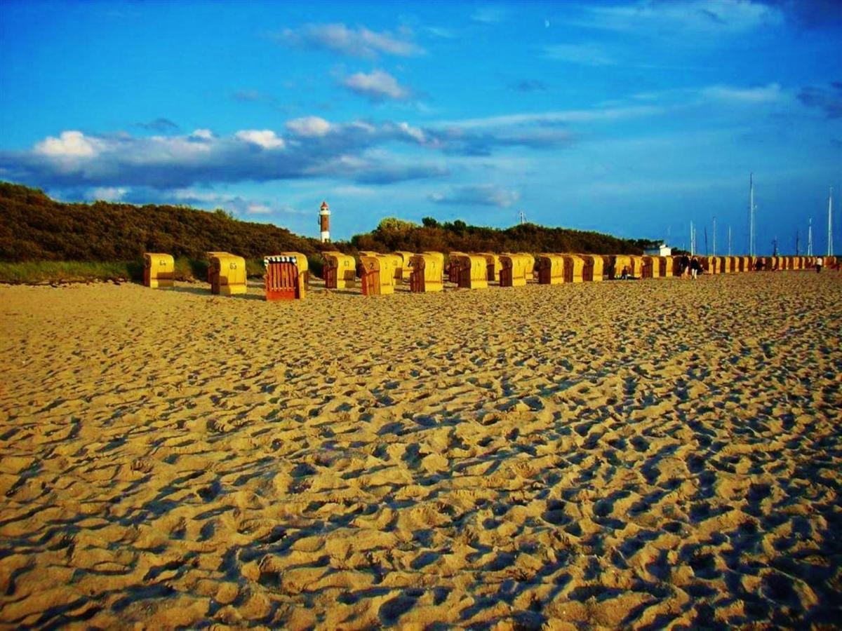 Ostsee Hotel-Pension An Der Lindenallee Бад-Доберан Екстер'єр фото